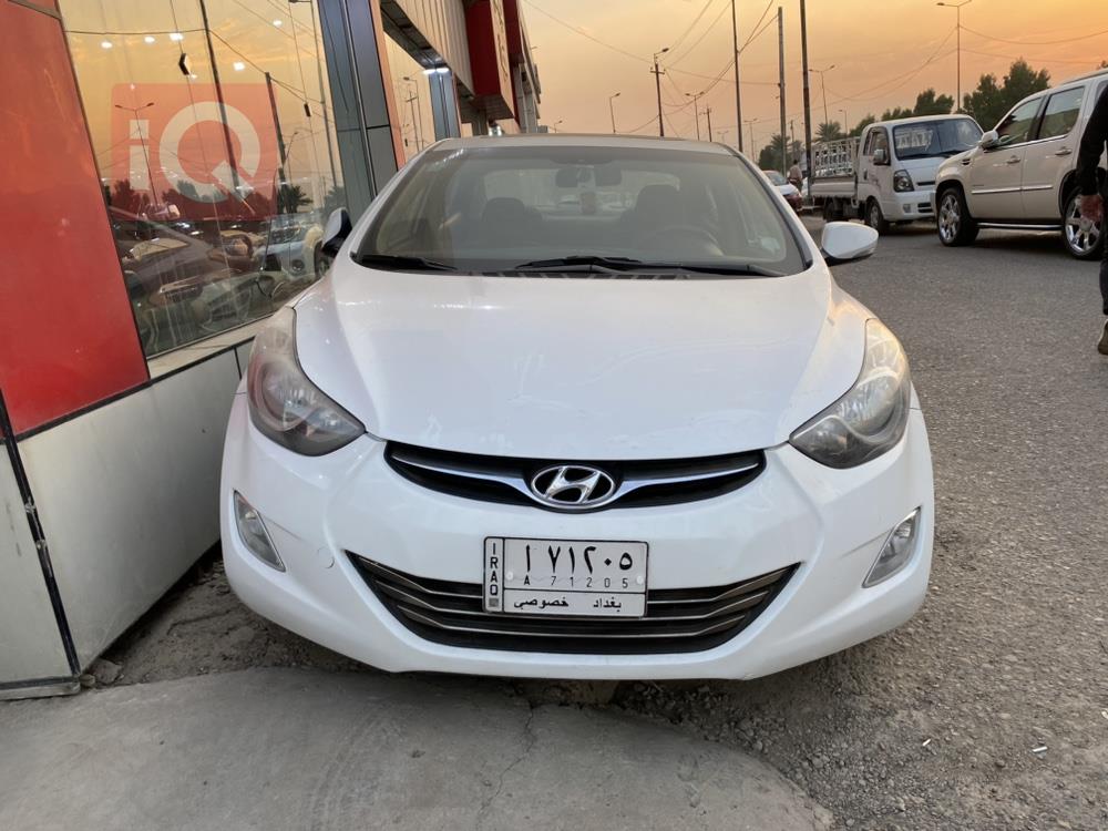 هیوندای ئەلەنترا